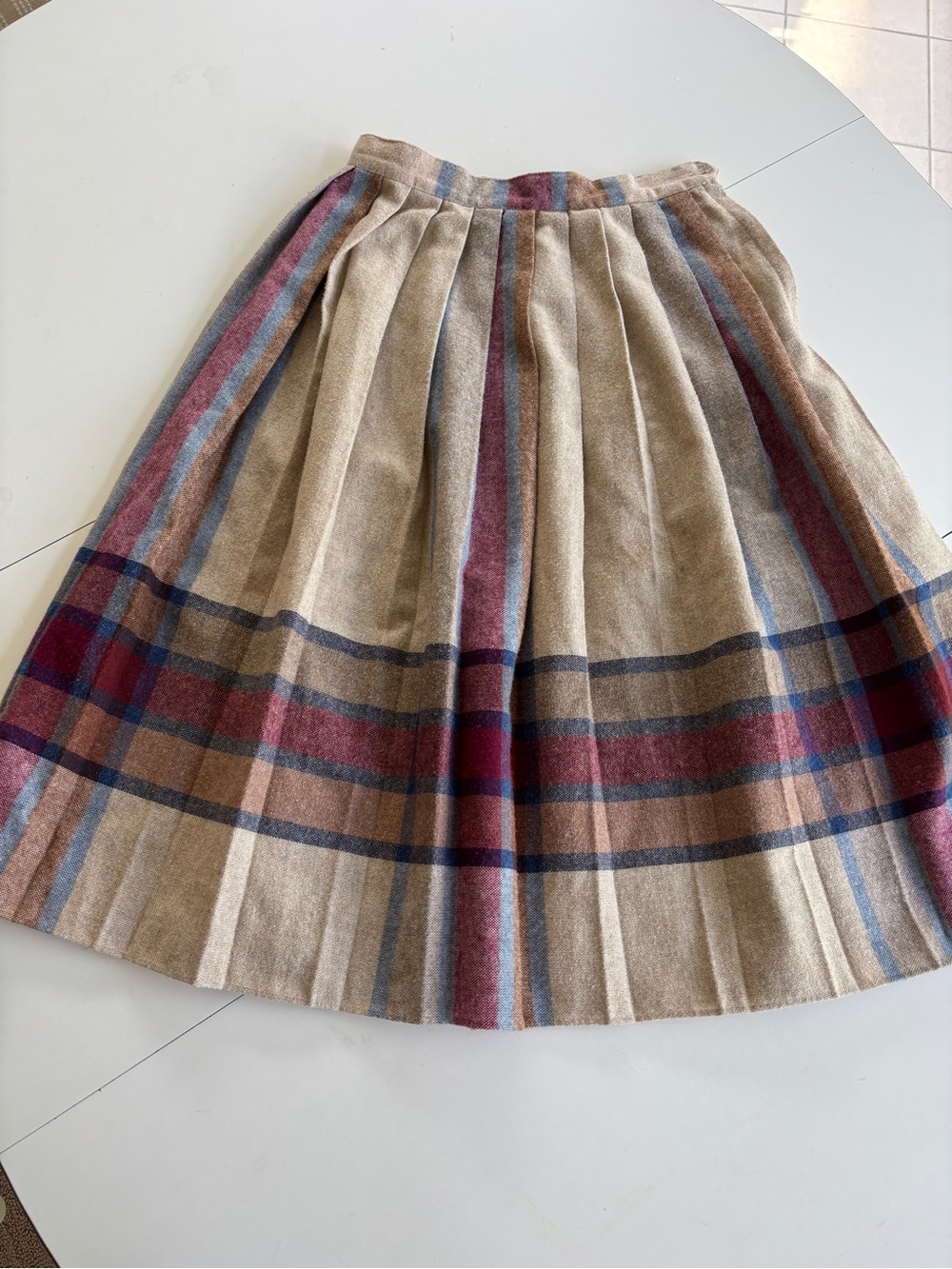 Vintage Pleated Wool-Blend Plaid Skirt in Beige and Burgundy